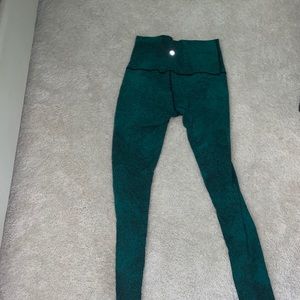 lulu lemon size 8 leggings